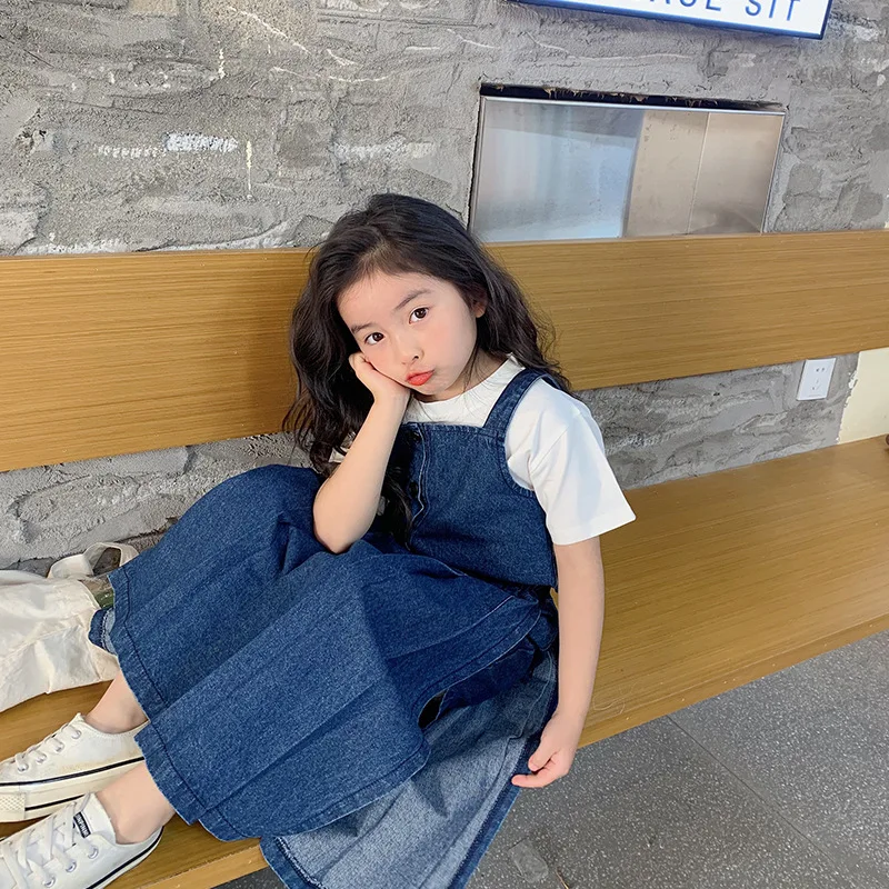 

2022 Girls' suit Korean spring new children's Denim suspender skirt two-piece set for girls 11-187