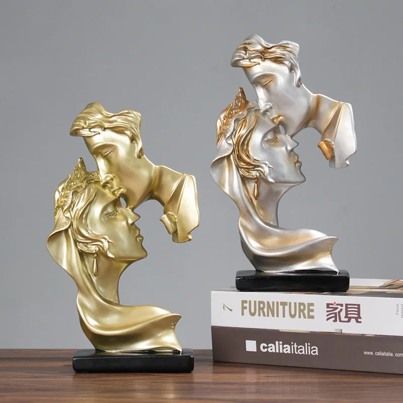

Creative Resin Craft Lovers Statue, Kissing Posture Model, Sculpture Ornament, Home Decor, Desktop Wine Cabinet Decoration