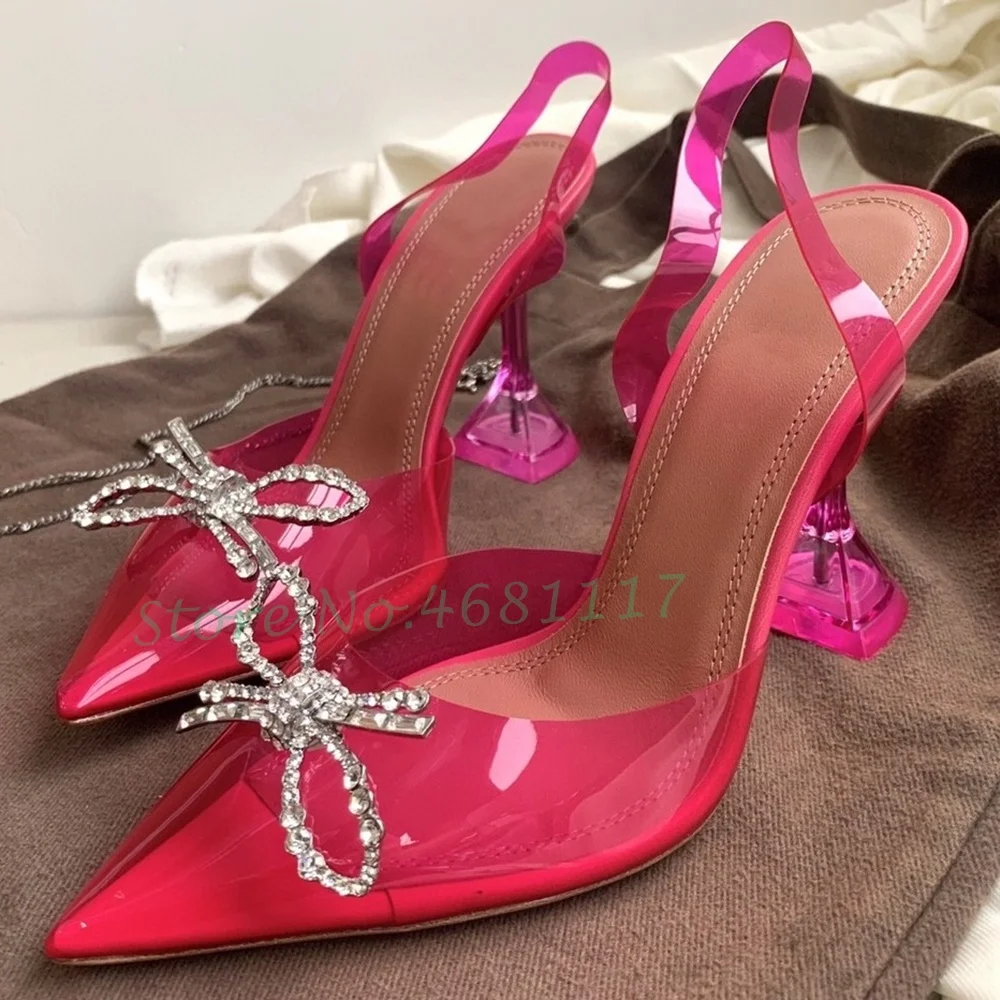 الماس القوس مدبب الصنادل شفافة الإناث الوردي الأحمر Slingback مأدبة أحذية بلاستيكية صندل كعب عالٍ الصيف كل مباراة الصنادل