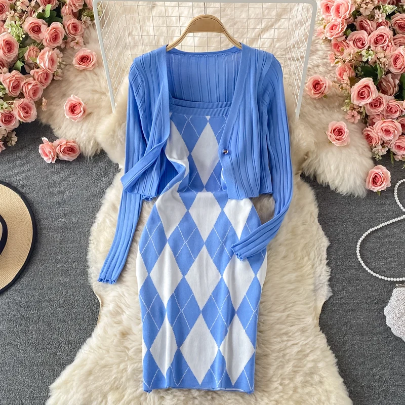 

Осенне-зимний короткий кардиган с V-образным вырезом, пальто, женская вязаная эластичная мягкая ветрозащитная юбка, две штуки