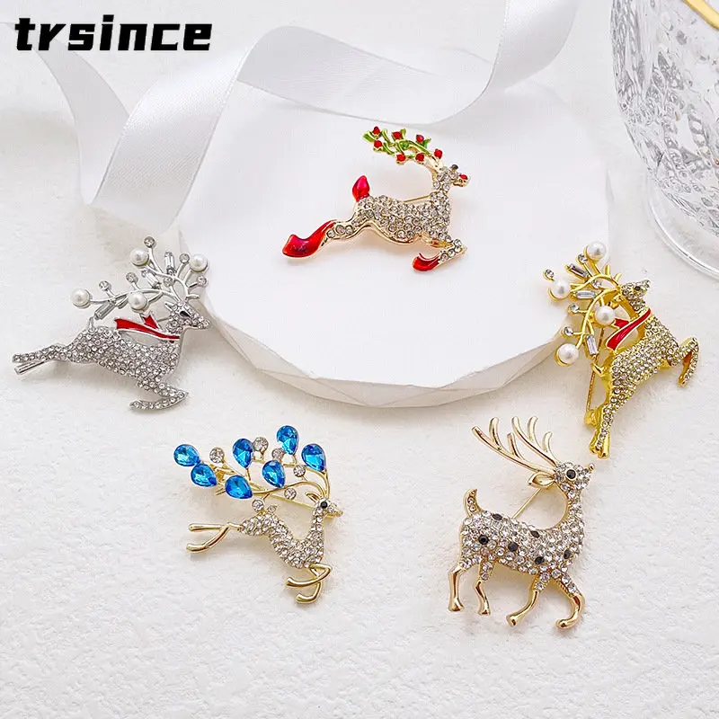 

High-end Rhinestone Deer Brooch Women's Fashion Design Happy Christmas Elk Corsage Suit Clothing Badges Trend Jewelry Gifts