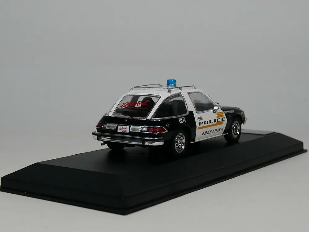 Премиум X 1:43 AMC PACER Фритаун осмеливать полиция 1975 литая модель автомобиля PRD126 |