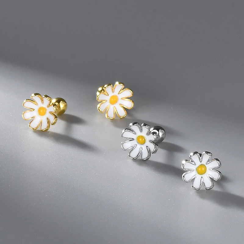 

S925 pure silver earring female qiu dong minority design new sunflower little Daisy screw stud earrings female fashion