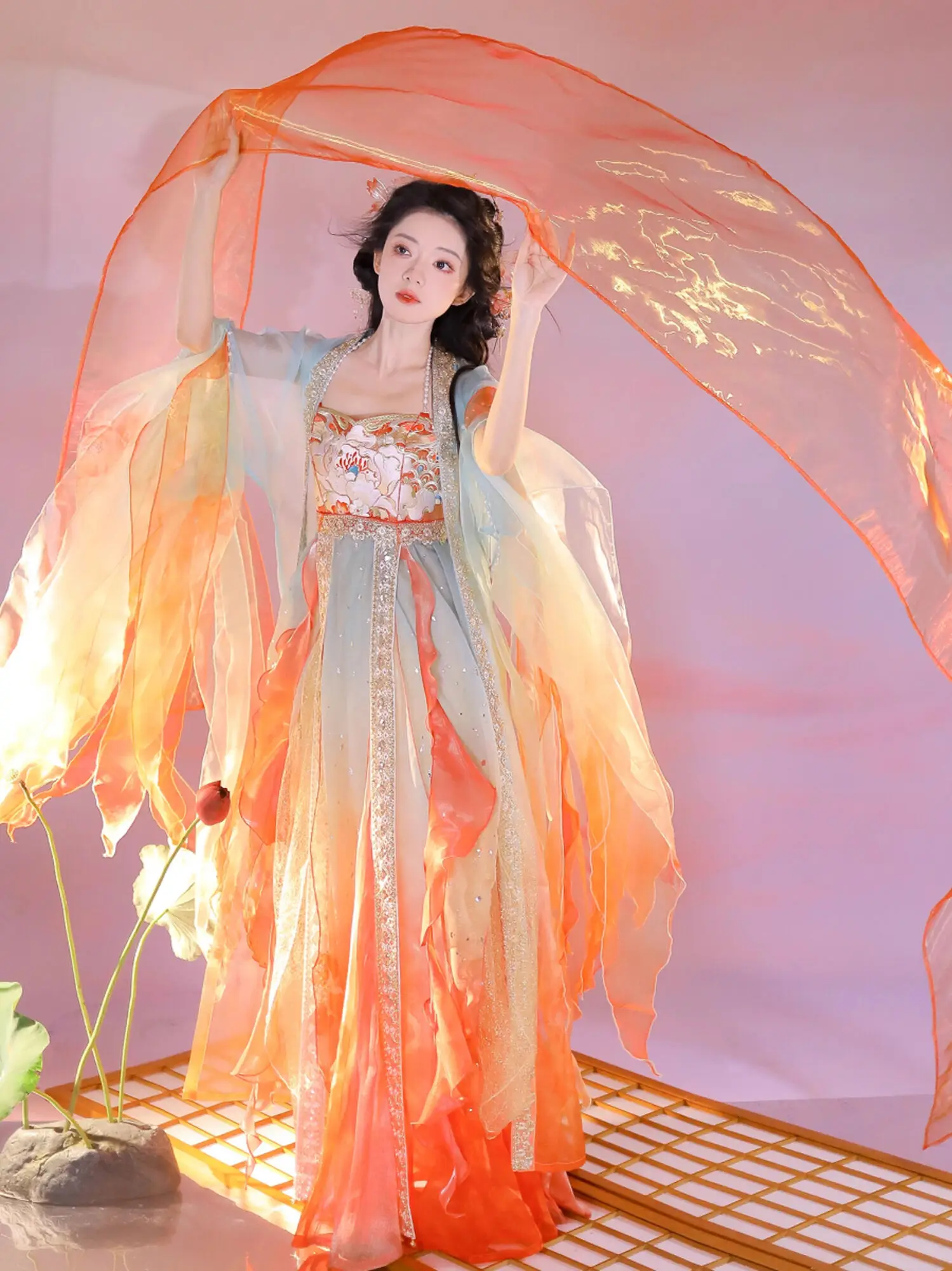 Женская юбка Hezi в стиле Тан Hanfu с завязками на груди и тяжелыми рукавами-бабочками