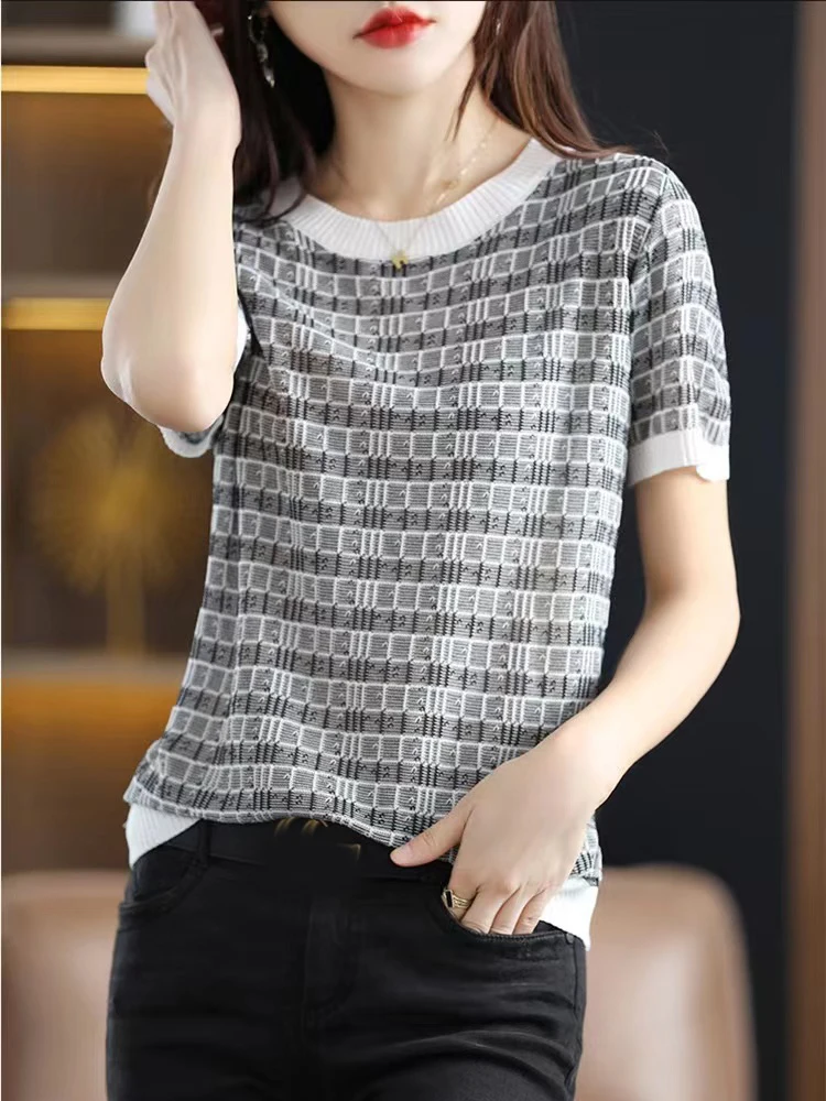 Женская футболка в полоску Базовая Трикотажная с коротким рукавом Корейском