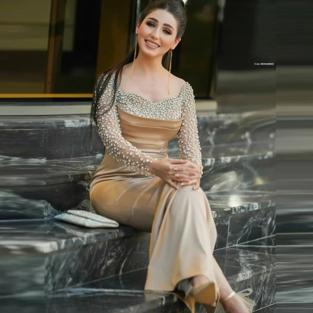 

Qcenkern Sweetheart Evening Formal Dress Elegant Crystals Long Sleeves Champagne Party Dresses Gowns Women Robes de Soirée 2023
