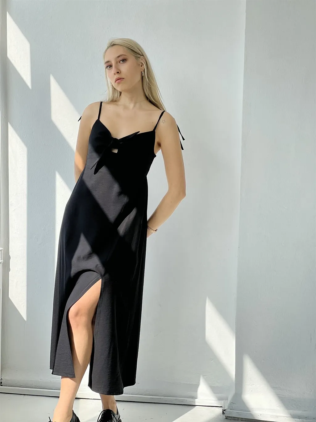 

Ретро-дизайн, женское платье, повседневное черное платье средней длины для женщин, с рисунком в виде колеса, с Нэнси-ластовицей