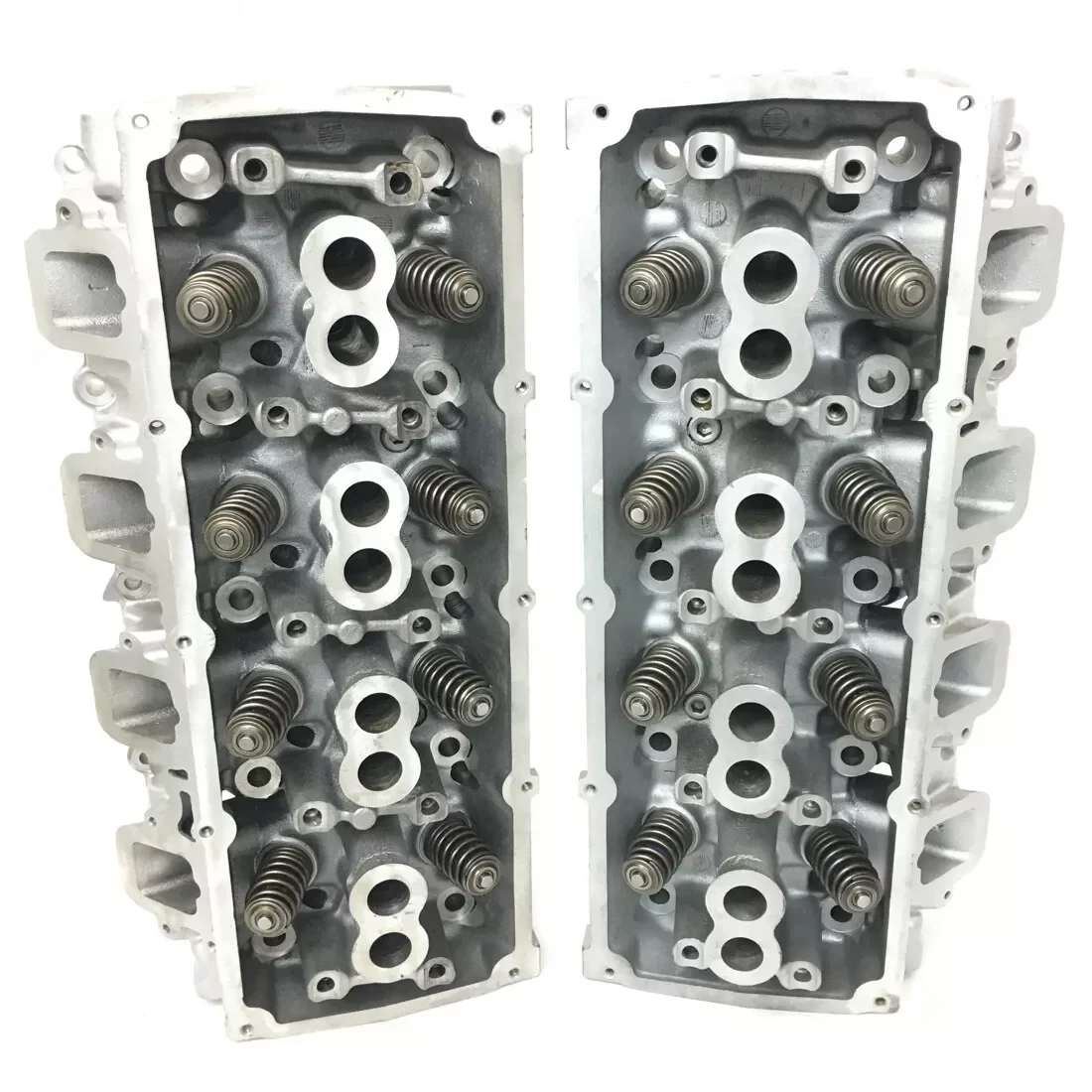 Фото Головки блока цилиндров (левая и правая) 5.7L Hemi для Dodge Ram, Chrysler, Jeep 5.7L (номера деталей: 53021616BA, 05143397AB) №5