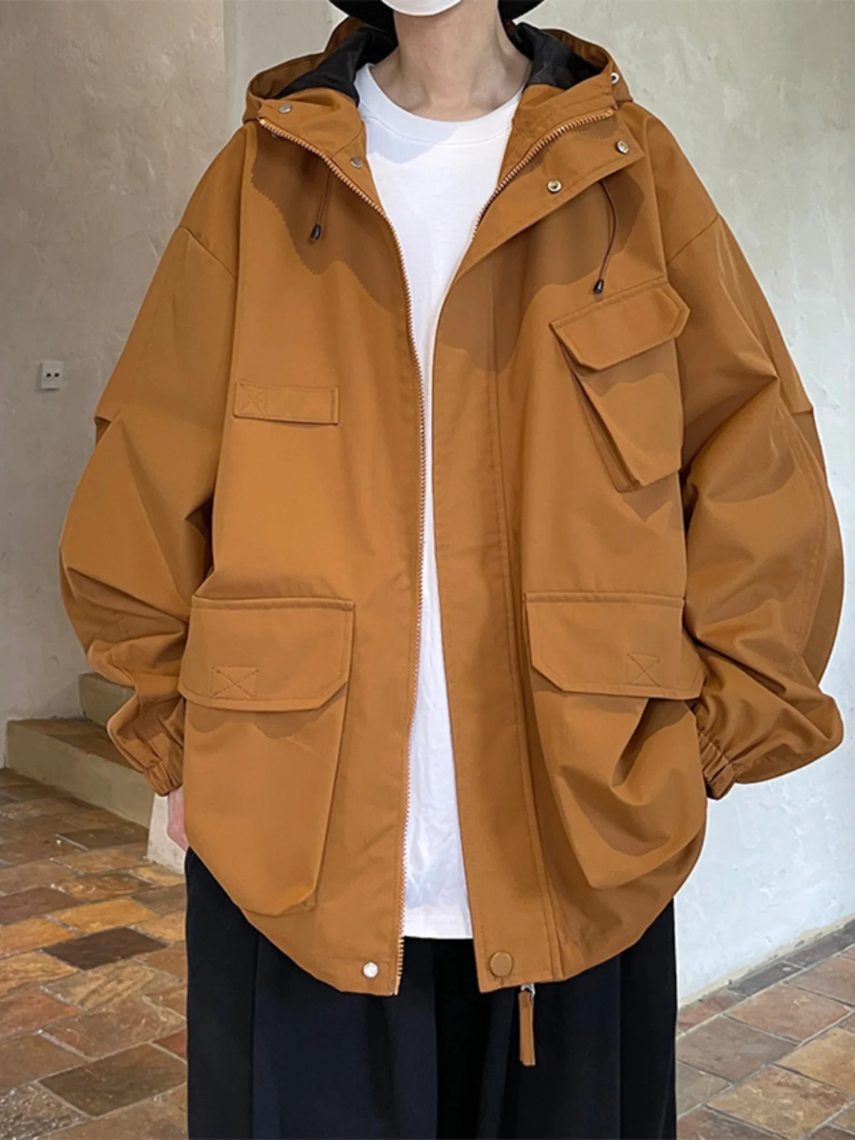 Мужская непромокаемая куртка с капюшоном весна-осень