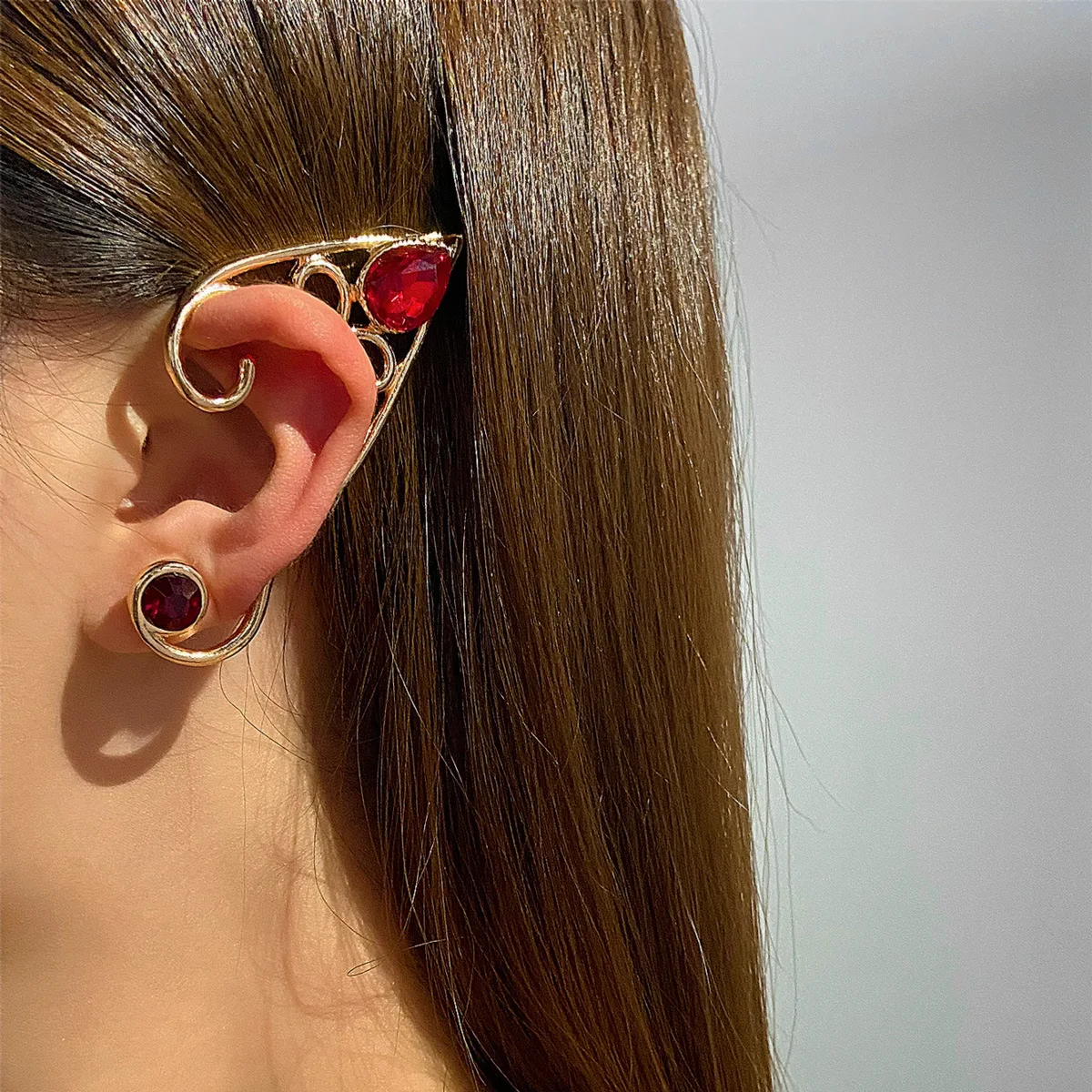 

Cute Elf Ear Cuff Earring Vintage Red Zircon Earrings For Women 2022 Hot Fashion Goth Luxury Romantic Fairy Party Jewelry Gifts