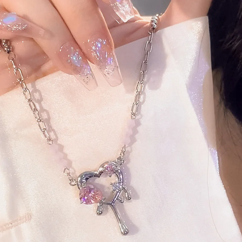 

Ожерелье женское из жидкого металла с кулоном в виде сердца