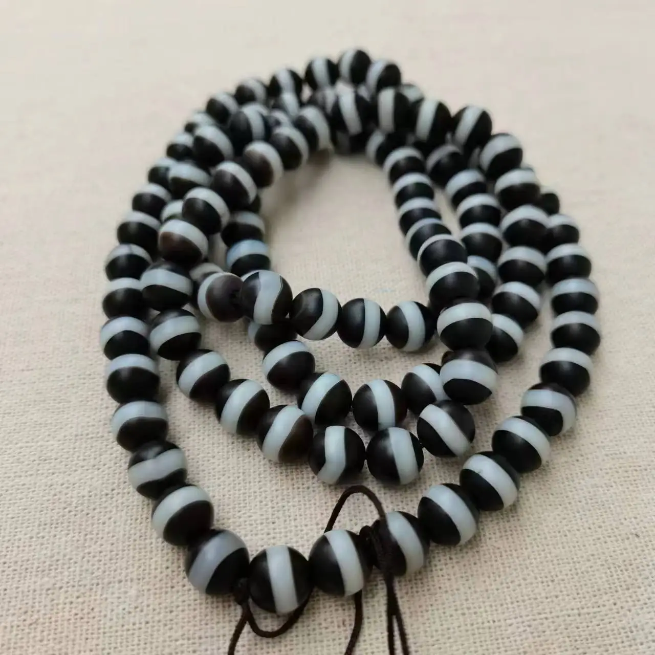 1pcs/lot natural stone black white striped first-line pharmacist beads 108 old agate cure disease ward off evil jewelry amulet
