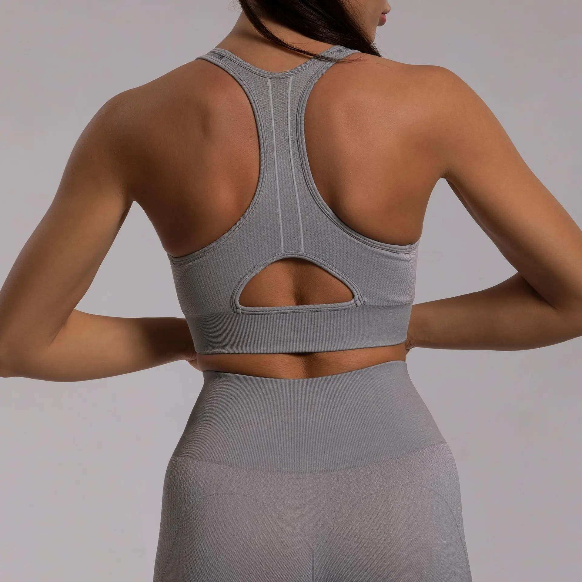 Seamless Yoga Suit Set Hollow Beautiful Back Sports Fitness Running Bra High Waist Yoga Pants Fitness Suit Women's Suit