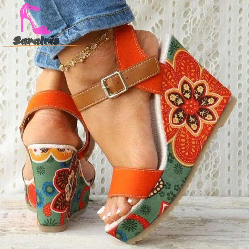 

Platform Wedges Woman Sandals 2023 Dropship Summer Fashion Floral Pattern Ankle Buckle Strap Sandals Vintage Office Lady Sandals