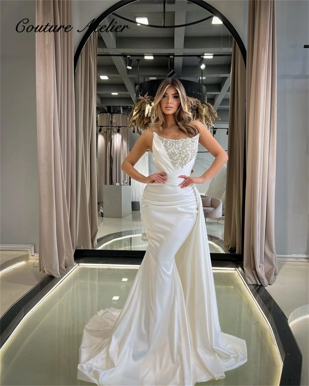 

Elegant Beaded Crystals Strapless Satin Mermaid Bridal Gowns Saudi Arabia Wedding Dress Custom Made Sleeveless Vestido de novia