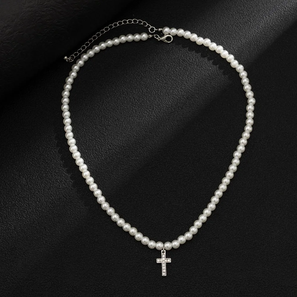 

Charming Cross Pendant Pearl Hiphop Cool Retro Clavicle Choker Korean Style Necklace Fashion Necklace Men Necklace