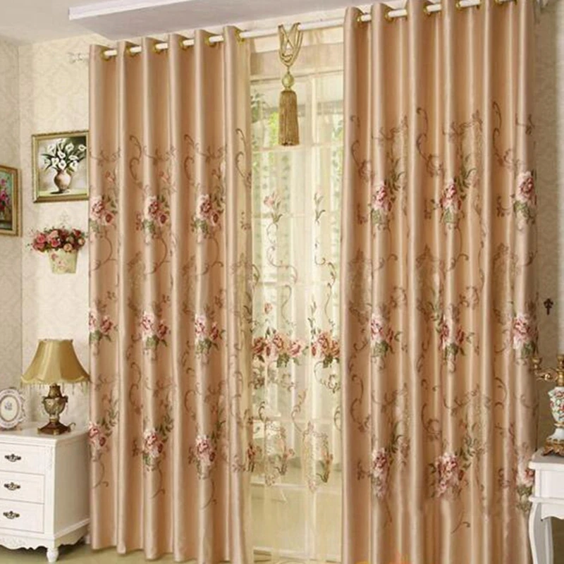 

Baby curtain embroidered embroidery