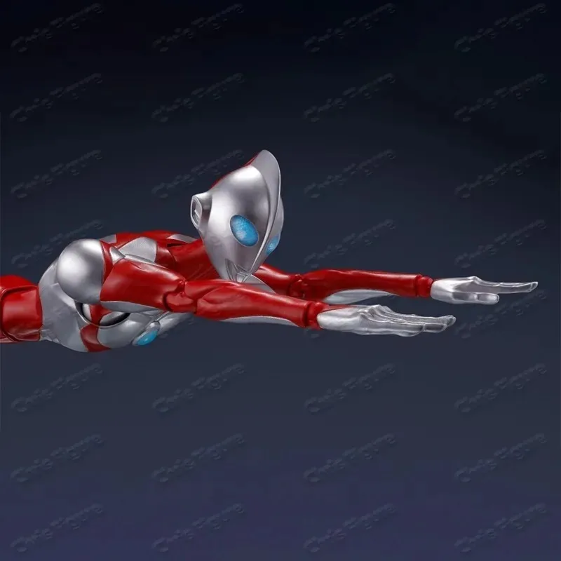 Фото В наличии: Оригинальные фигурки Bandai Ultraman: Rise Model Kit, аниме-персонажи SHF Ультрамен и Эми, коллекционный подарок №5