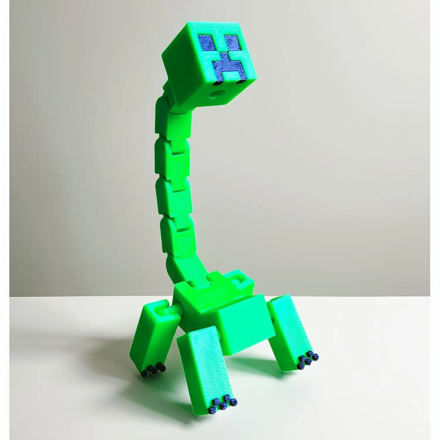 Фото Оригинальная полностью подвижная фигурка MC Mutant Creeper Minecraft, коллекционная модель для декора №4