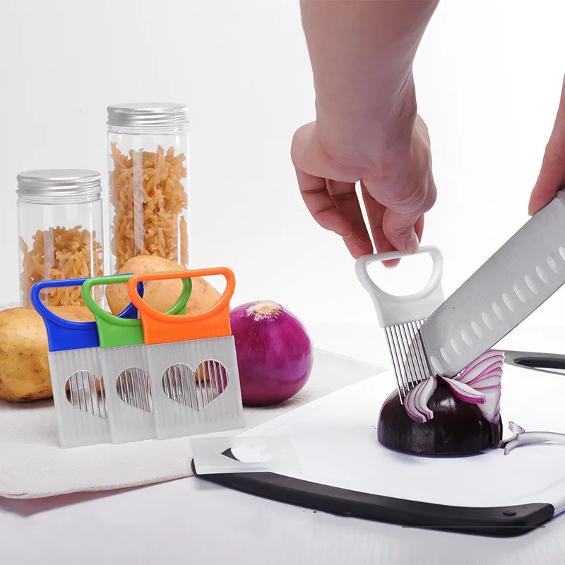

1pcs Onion Slicer Tomato Vegetables Safe Fork Vegetables Slicing Kitchen Cutting Tools