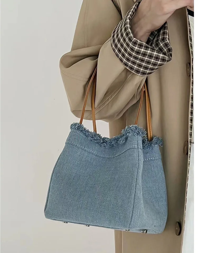 

Female Bag 2023 New Niche Simple Large Capacity Denim Canvas Handbag Bucket Bag Fashion Everything Vegetable Basket Bag