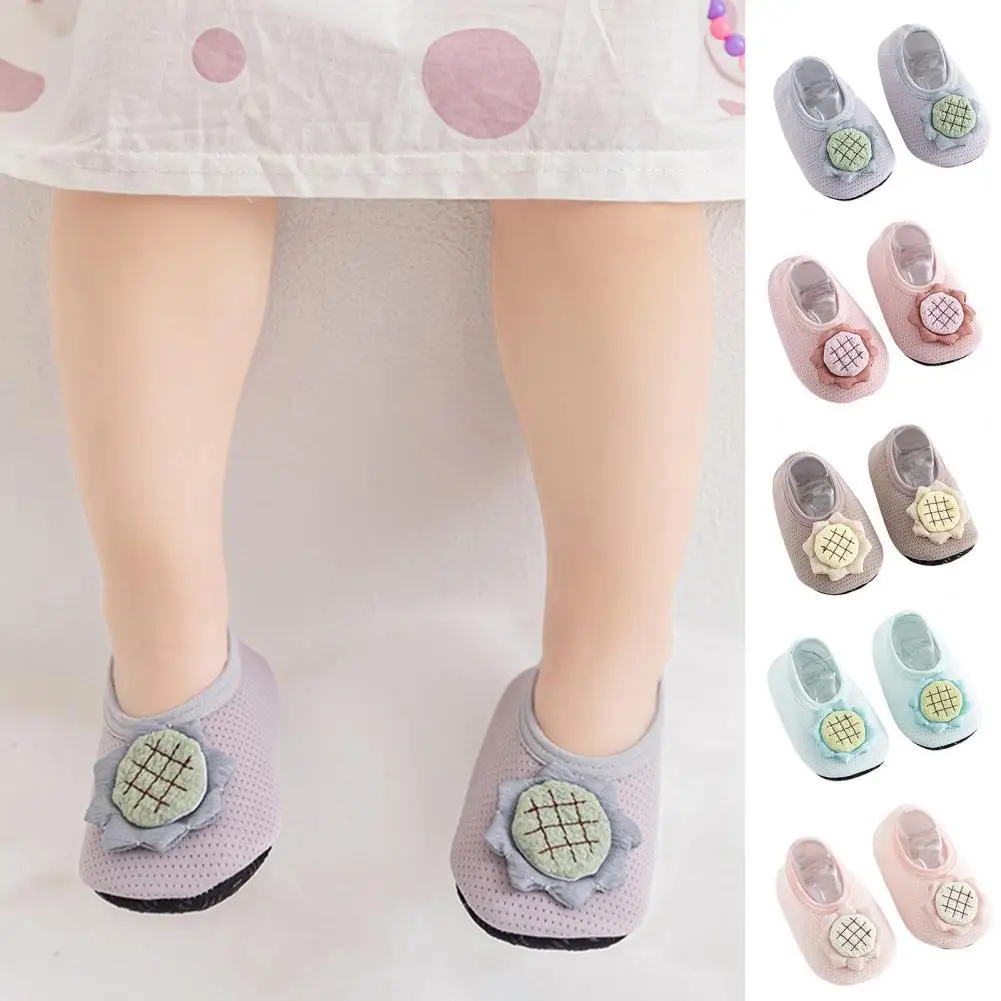 

Infant Shoes Attractive Mesh Hole Excellent Ductility Spring Small Flower Baby Shoes Walking Shoes for Infant