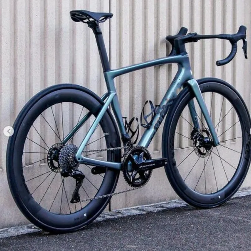 

Carbon frame Lightest SL7 T1100 carbon bicycle disc brake thru-axle 100*12 142*12mm 700C carbon road frameset 2 years Warranty