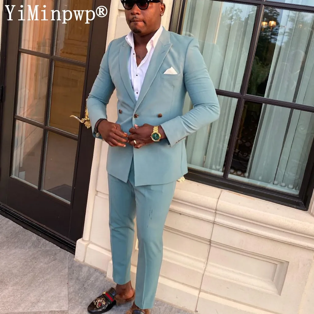 

Костюм мужской из блейзера и брюк, блейзер с отложным воротником и три пуговицы