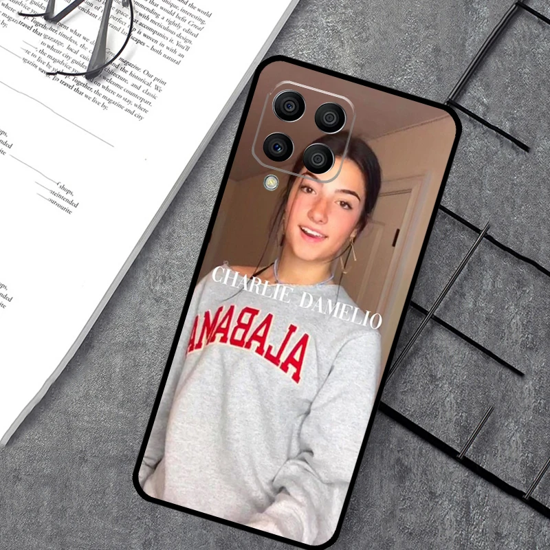 Фото Чехол Charli D'Amelio для Samsung Galaxy M55 M31 M13 M11 M12 M14 M15 M06 M16 M36 M56 M53 M32 M52 M35 M34 M54 №3