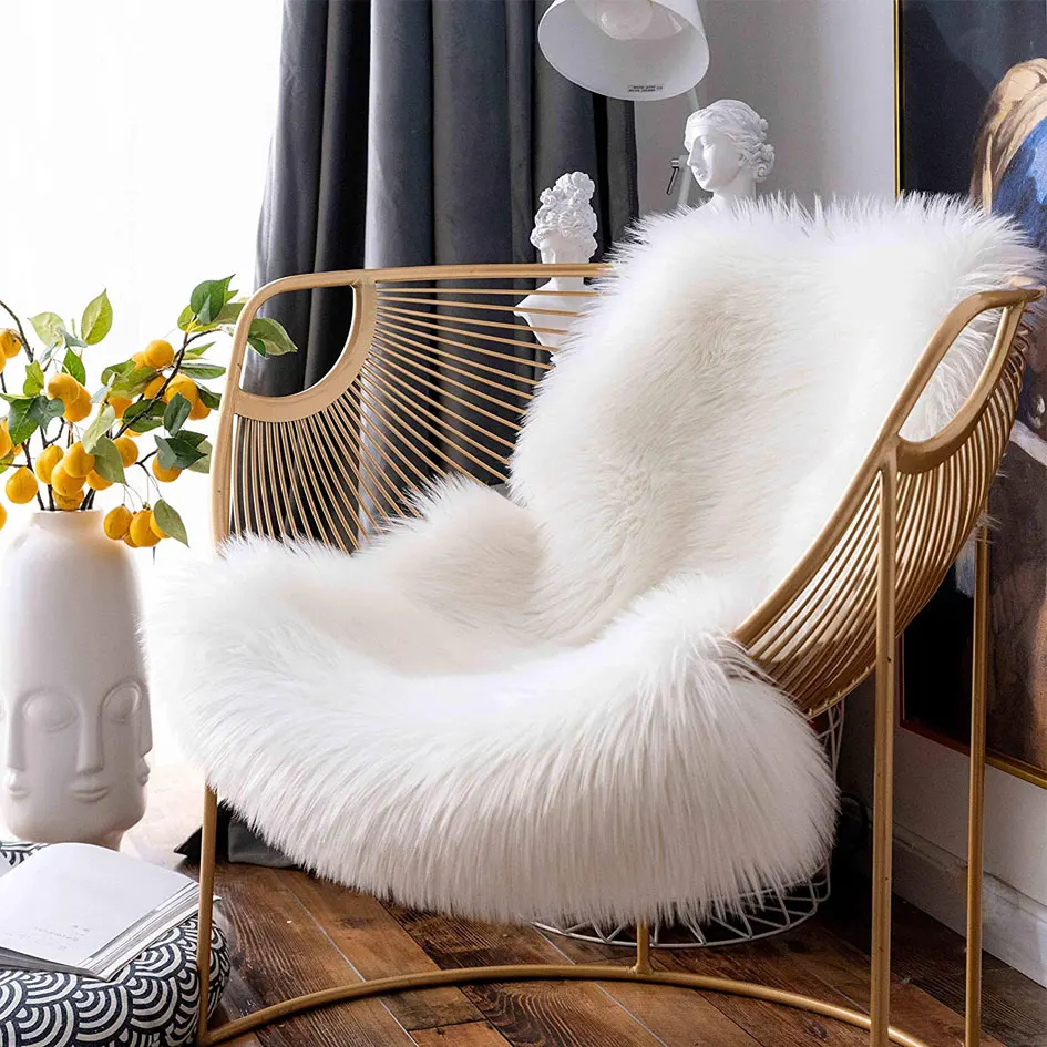 

Пушистый длинный плюшевый ковер из искусственной шерсти в европейском стиле для гостиной или спальни, декоративные коврики, коврики для спальни, коврики