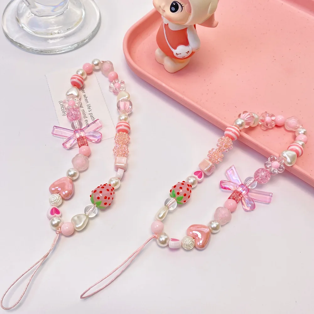 

Fashion Strawberry Romantic Heart Pearl Geometry Beaded Charm Lanyard Decoration Bracelet Mobile Phone Chain Women Pink Jewelry