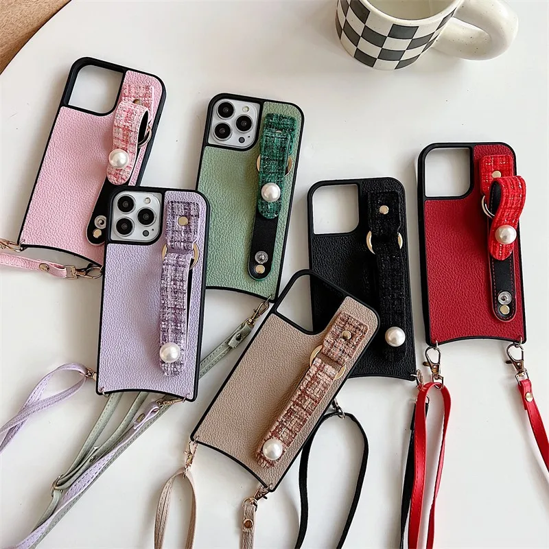 

Fashion Fishtail Shape Pearl Wristband With Lanyard Phone Cover Case For Iphone 14 13 12 11 Pro Max Luxury Leather Coque Fundas