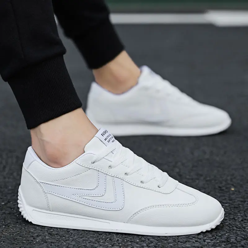 

Men's Basic Vulcanized Sneakers Men's White Comfortable Fall Shoes 2022 Fashion Leather Student Shoes Men's Casual Running Shoes
