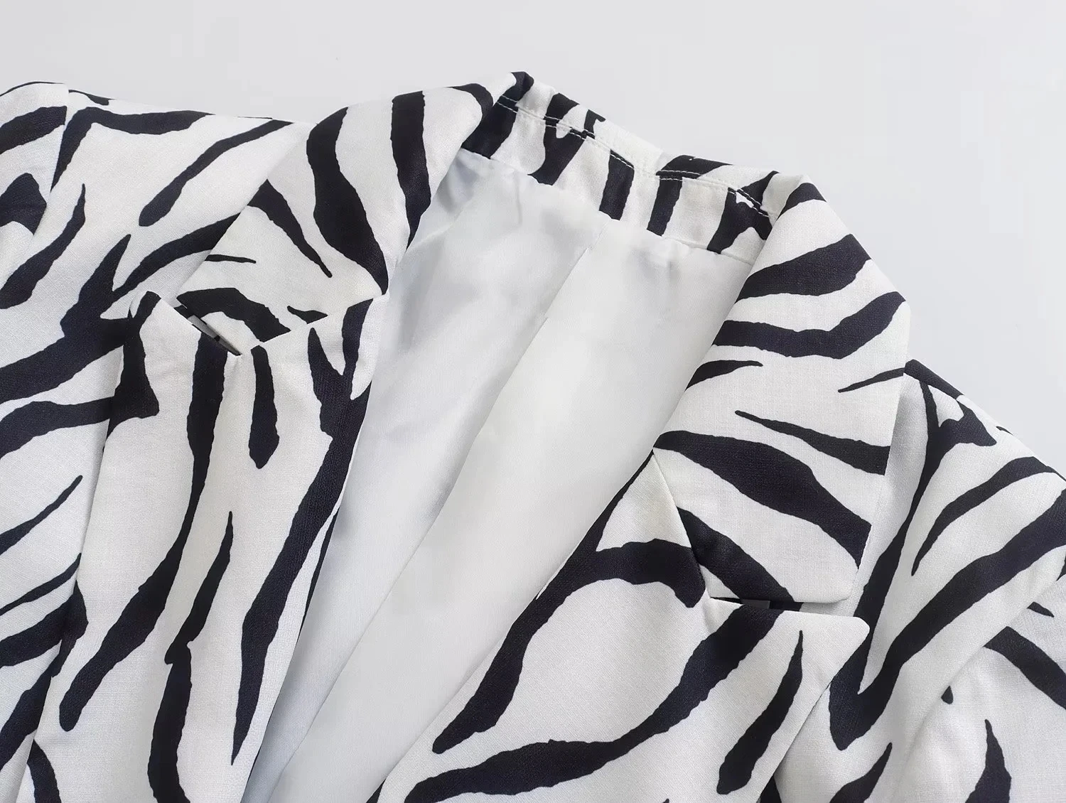 Dave&Di  Vintage Zebra Print Roll Up Sleeve Casual Blazers Women England Style Fashion  Jacket