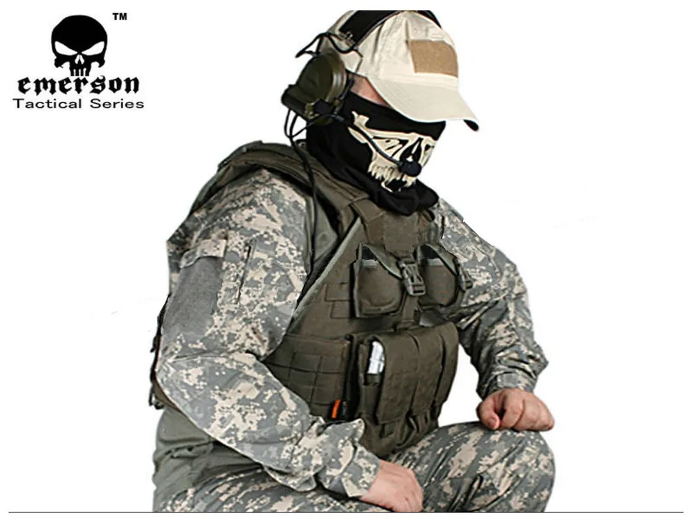 Тактический боевой жилет Molle FG EM7320 SPC
