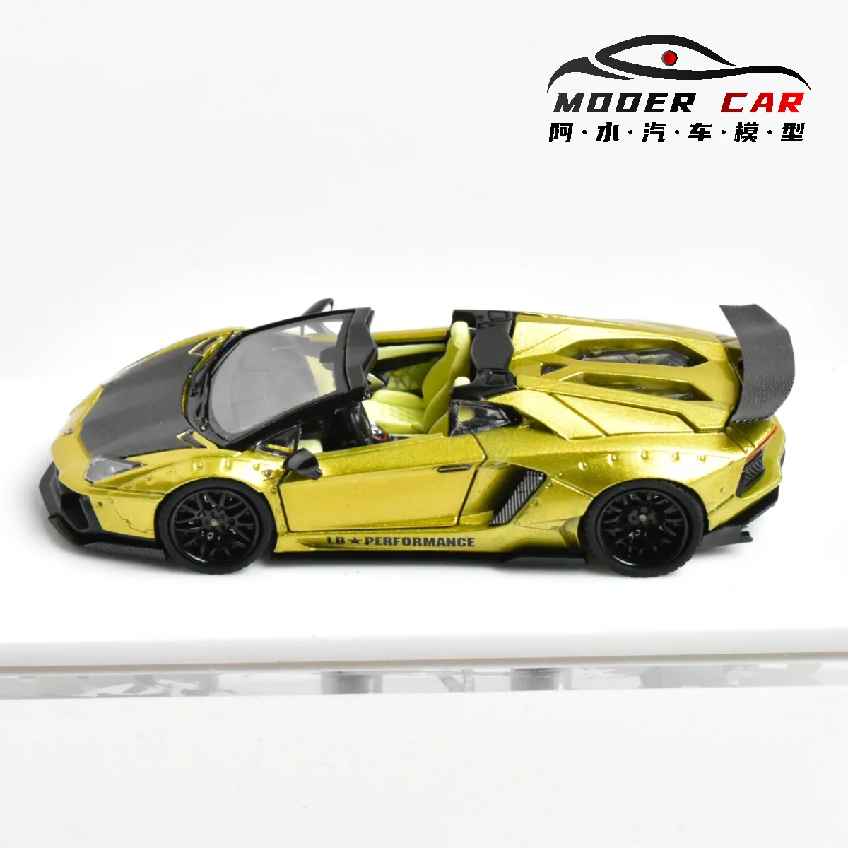 RM 1:64 Aventador LP700-4 открытая литая модель автомобиля (art.: 3920cce89985a) - 3920cce89985a