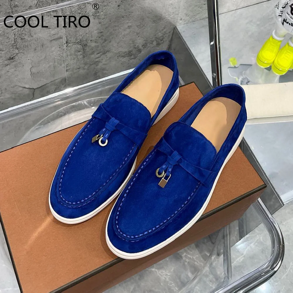 Туфли женские на плоской подошве замшевые мокасины с металлическим замком синие