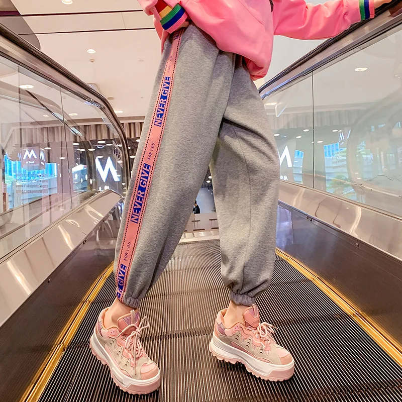 

Girls Side Webbing Sweatpants Teen Children Spring and Autumn Children's Sports Pants Girls Loose Casual Trousers