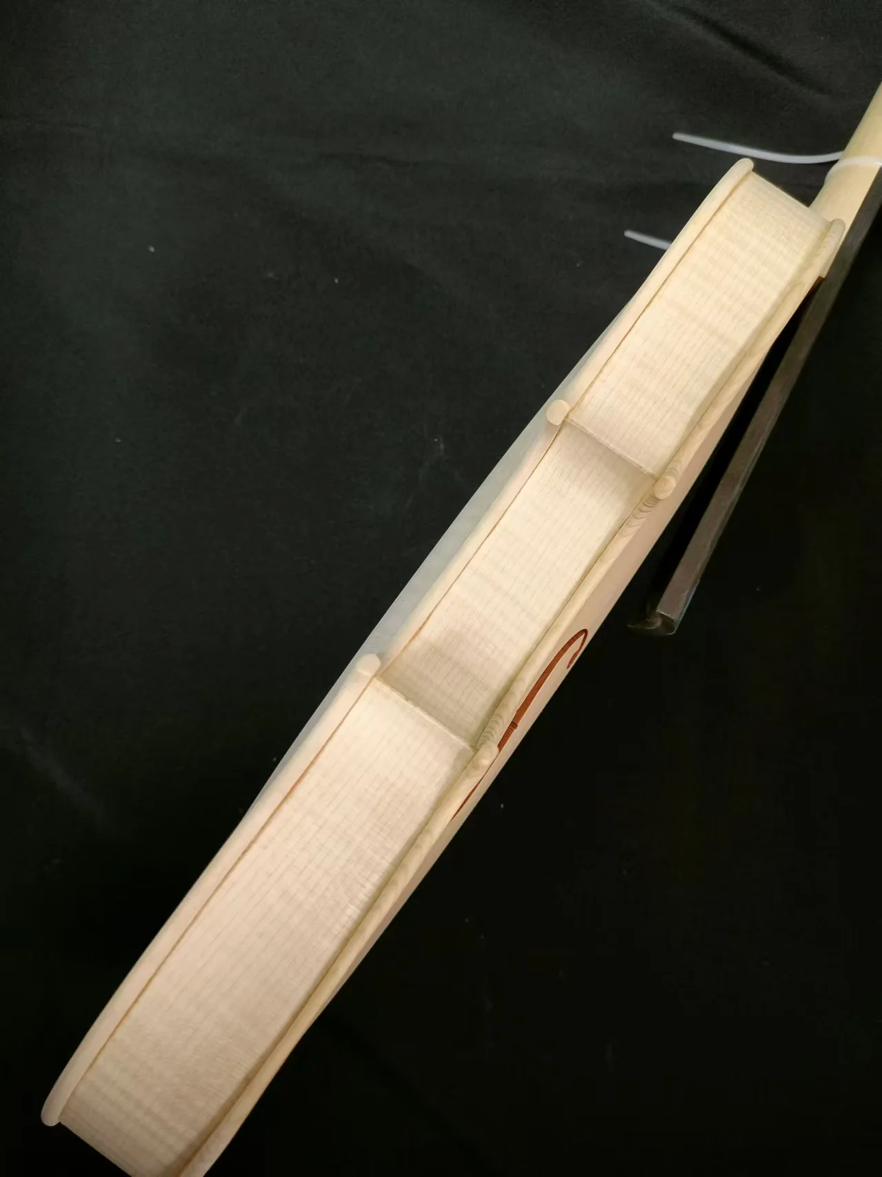 1 шт. белая скрипка 4/4 с цельной кленовой спинкой верхняя часть из европейской