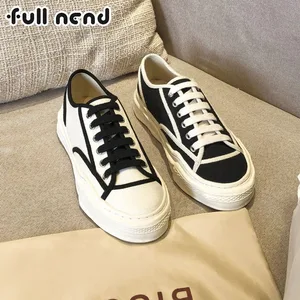 2022 Summer Casual Shoes for Women Running Sneaker Student Fashion Board Shoes Canvas Comfortable Black Platform Shoes Ladies