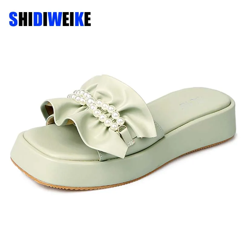 

Новинка 2022 года; Женские шлепанцы высокого качества из мягкой кожи с круглым носком и медведем; Шлепанцы без застежки; Уличные сандалии; Пов...