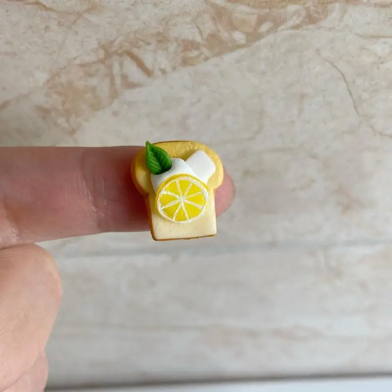 Игрушечная миниатюрная модель еды для кукольного домика: клубничный молочный коктейль, мороженое, напиток в стакане. 1 шт. Подарок для кукол. (art.: 3920da536a8da) - 3920da536a8da