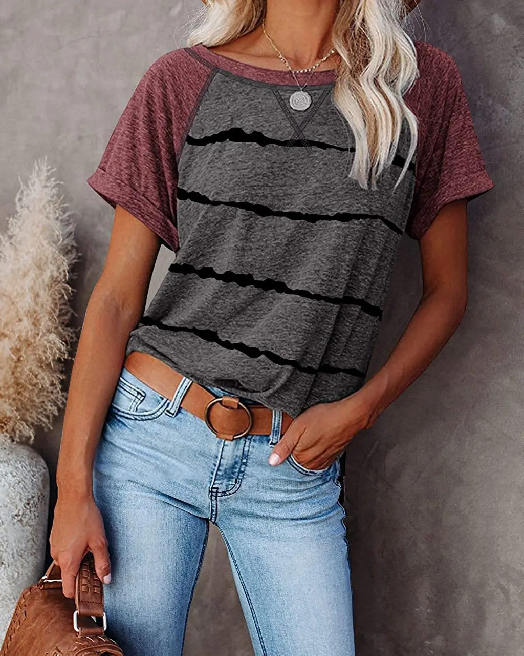 

HOT Women's T Shirts Striped Short Sleeve Shirts Crew Neck Raglan Blouses Side Split Summer Tunic Tops Oversized T Shirt