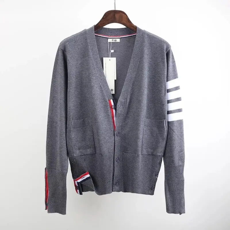 

Autumn Winter 2022 Knitted Sweater Striped Cardigan For Women Grey V Neck Knitted Cardigans Button Casual Pockets Sweater Femmel