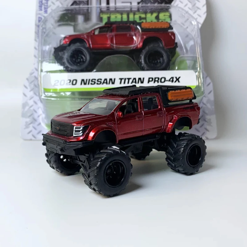 Литые модели автомобилей масштаб 1:64 из сплава 2020 Nissan Titan Φ пикап большой грузовик
