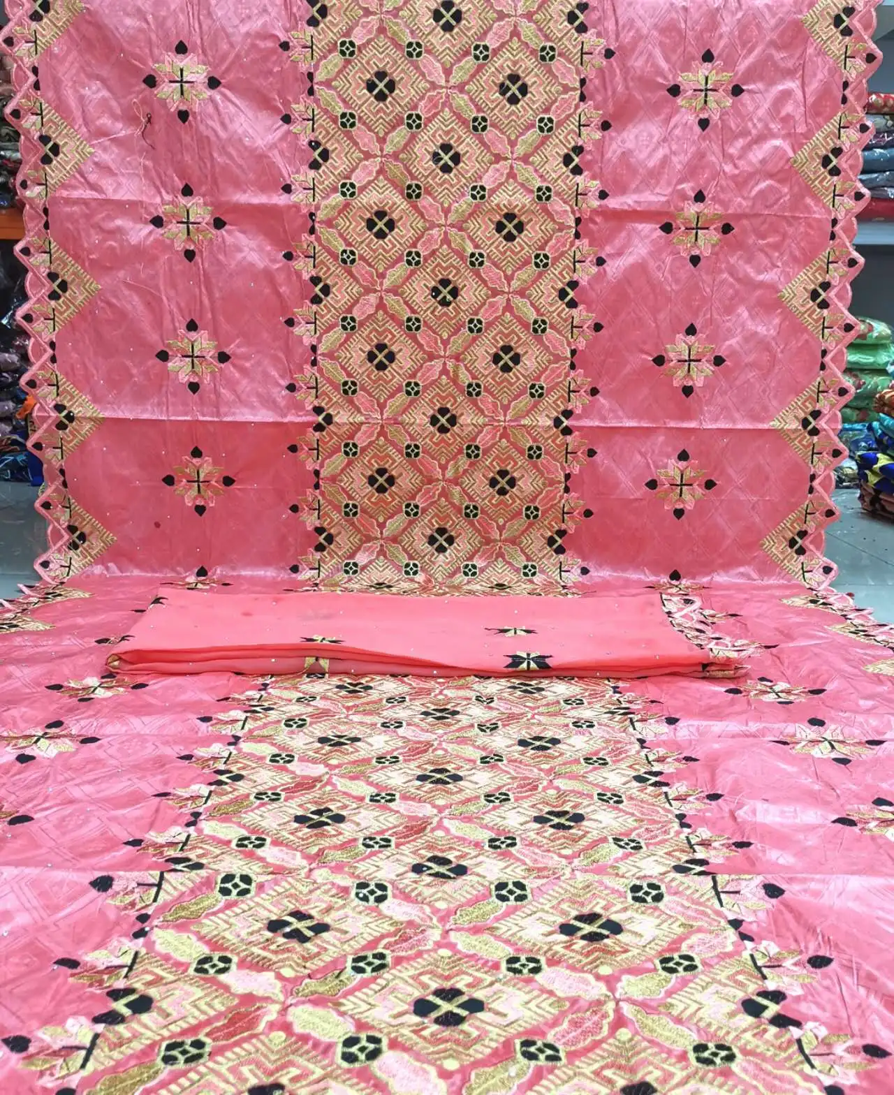 

2022 новейший французский дизайн розовый 5 + 2 ярда Bazin богатая кружевная парчовая Ткань Высокое качество камни африканская ткань для женского ...