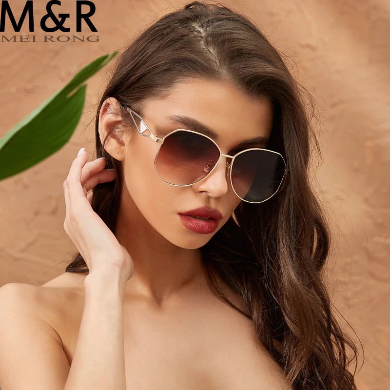 Купи Luxury Round Sunglasses Men Women Fashion Big Frame Frame Polygon Sun Glasses Metal Vintage Retro Brand Octagon Gafas De Sol за 249 рублей в магазине AliExpress