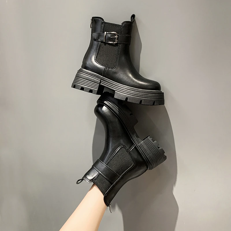 

2022 Fashion Platform Chelsea Boots Autumn Chunky New Punk Ankle Boots For Women Round Toe Combat Martin Black Boots Ladies Shoe