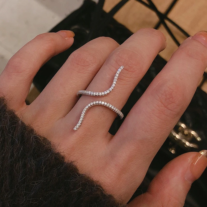 

Gold Silver Color Snake Adjustable Ring with Bling Zircon Stone for Women Wedding Engagement Fashion Jewelry Wholesale