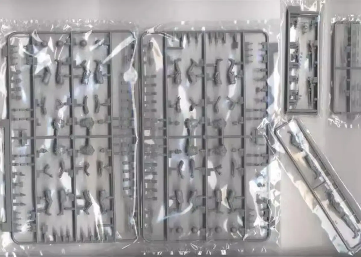 Набор пластиковых моделей DRAGON 6231 1/35 WW.II British Sherman Mk.III среднего производства в